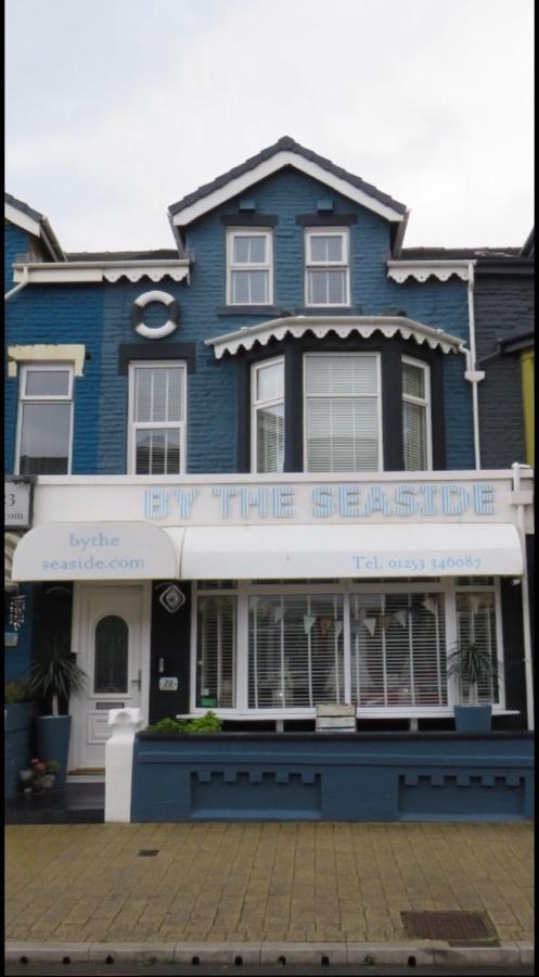 By The Seaside Bed and Breakfast Blackpool Exteriör bild