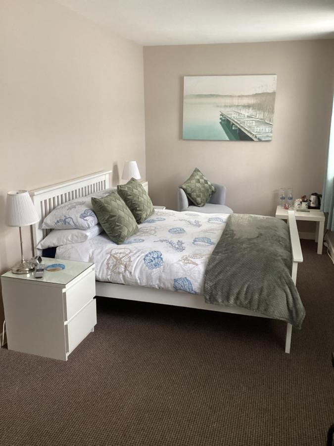 By The Seaside Bed and Breakfast Blackpool Exteriör bild